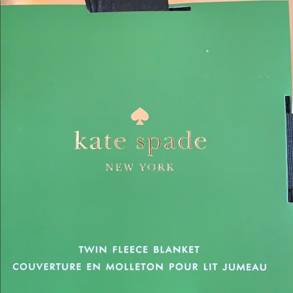 1 LEFT. BRAND NEW Kate Spade Twin Fleece Blanket - Picture 2 of 4